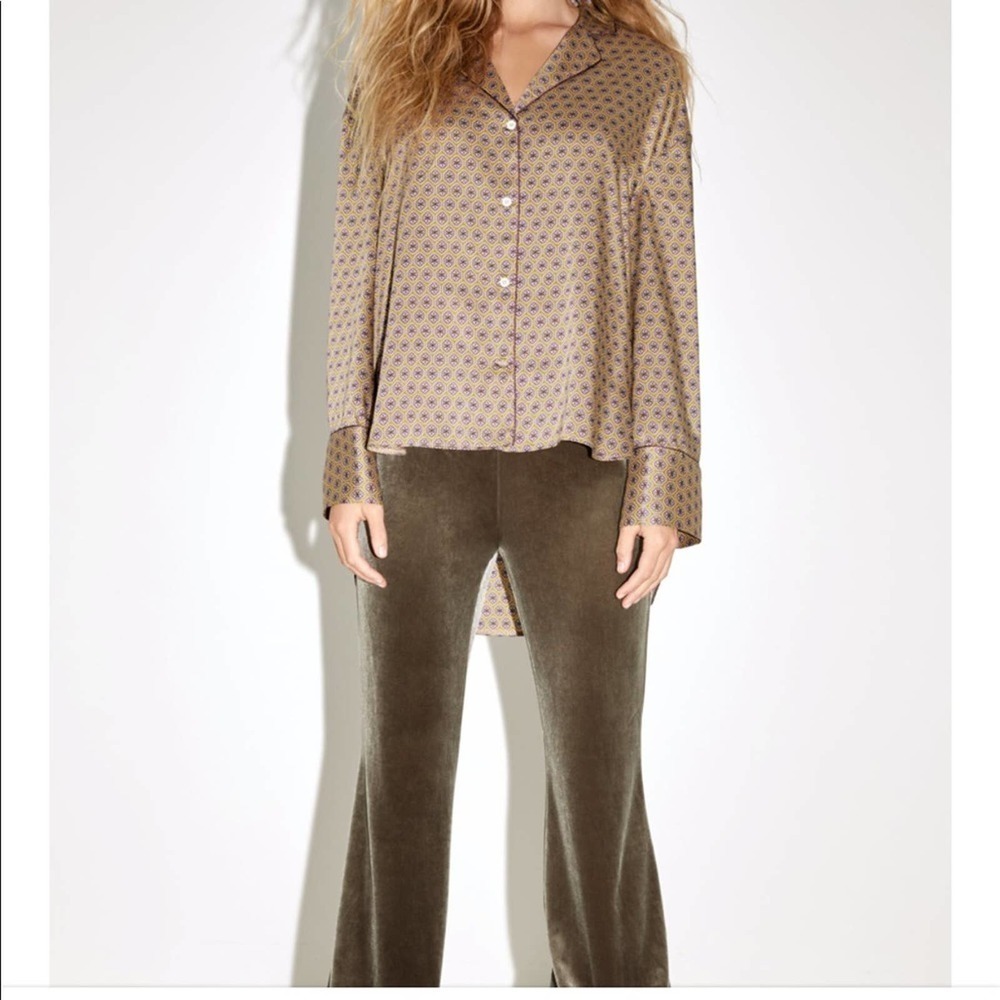 NWT Zara High Waist Flair Velvet Pants (S)